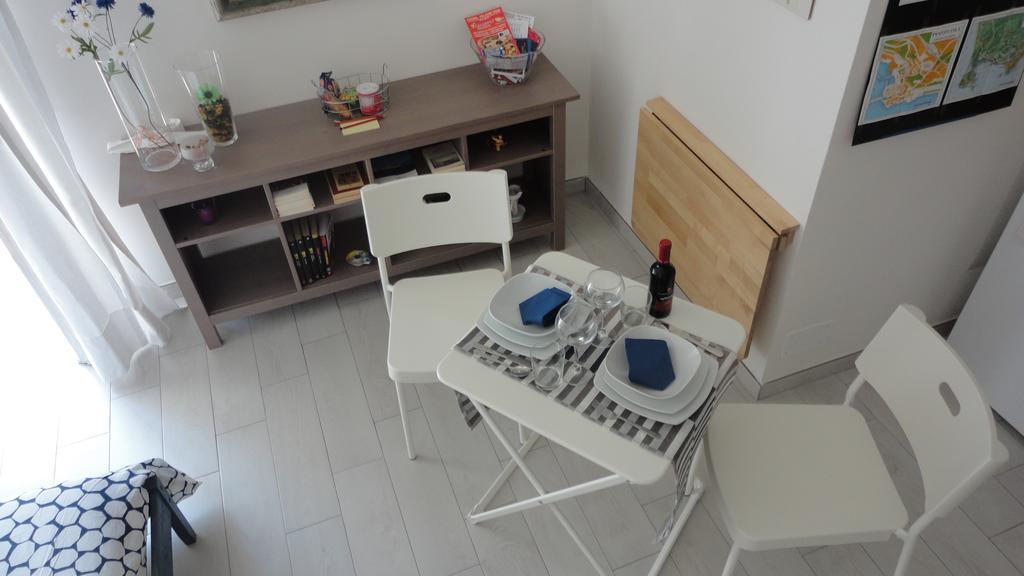 New Flat In The Heart Of Pozzuoli Apartment Ngoại thất bức ảnh