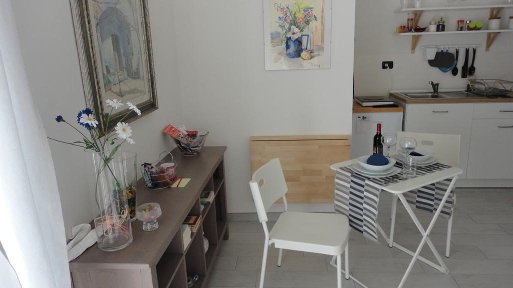 New Flat In The Heart Of Pozzuoli Apartment Ngoại thất bức ảnh